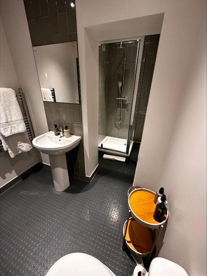 The Crown Rooms Лондон Экстерьер фото