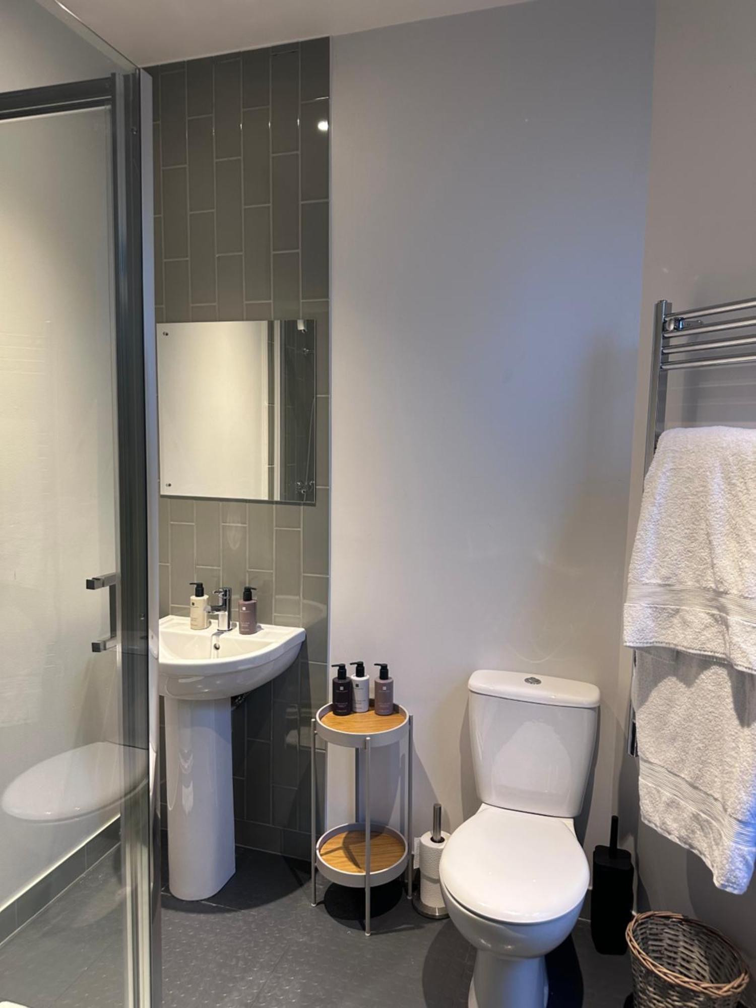 The Crown Rooms Лондон Экстерьер фото