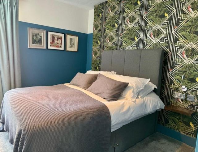 The Crown Rooms Лондон Экстерьер фото