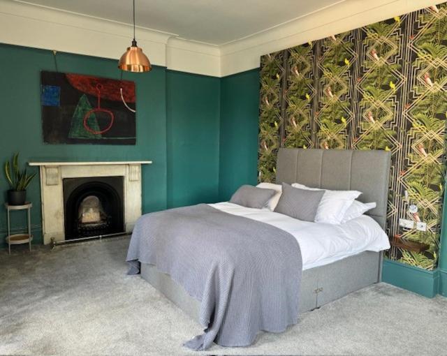 The Crown Rooms Лондон Экстерьер фото