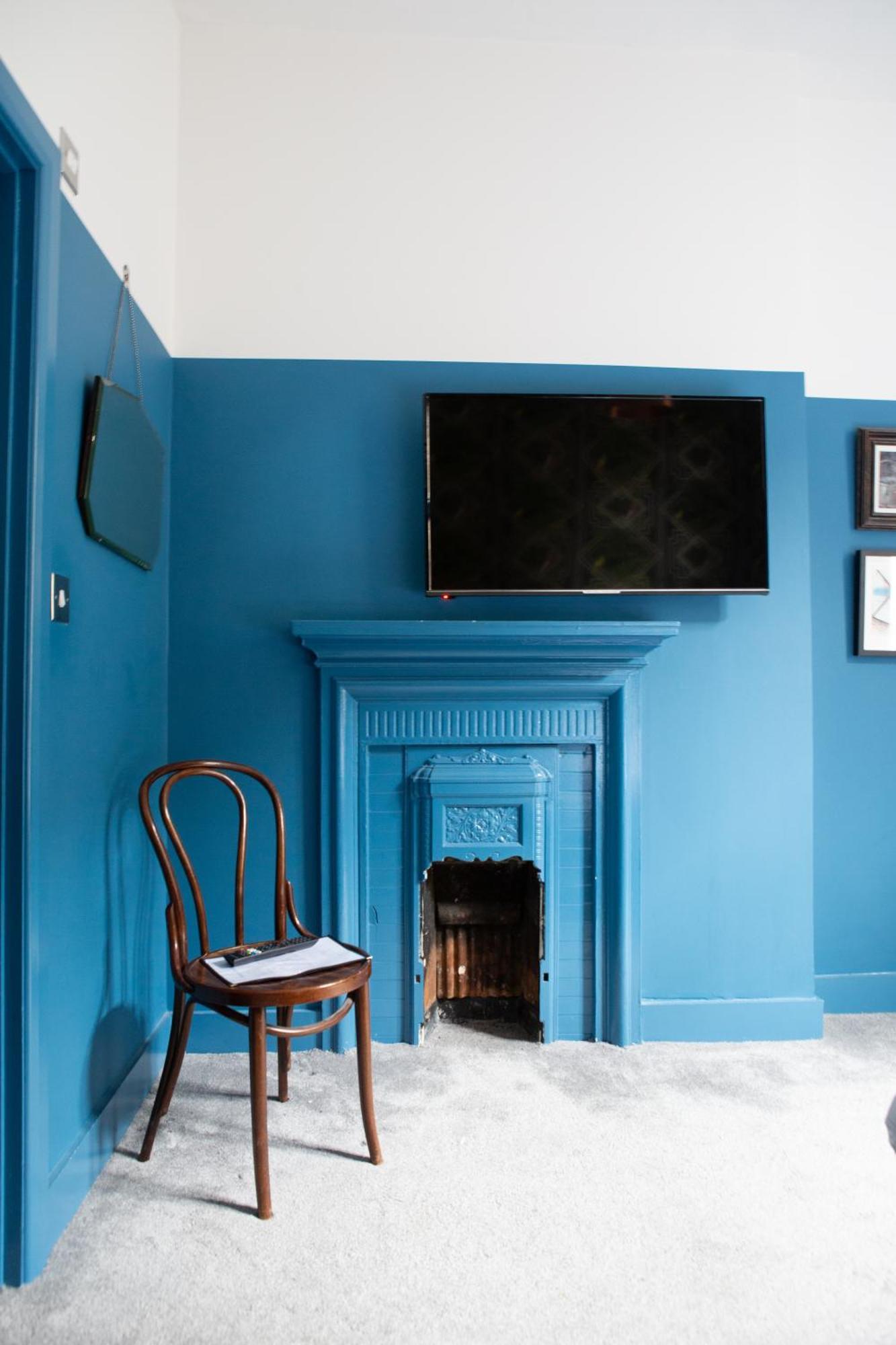 The Crown Rooms Лондон Экстерьер фото